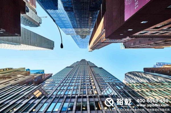 智能化集成系統，IBMS，公共建筑，需求分析，設備選型，系統設計，施工安裝