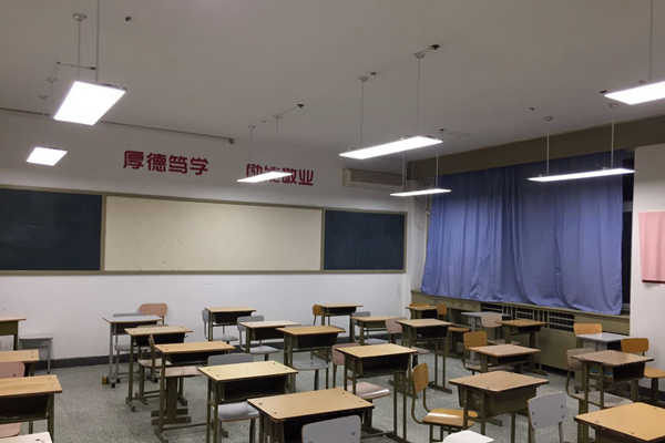 教室智能照明控制的實(shí)現！(圖1)